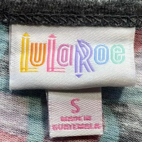 NWT LuLaRoe Randy Top (3/4 Sleeves) - Picture 3 of 3